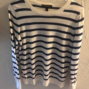Banana Republic 100% merino wool sweater